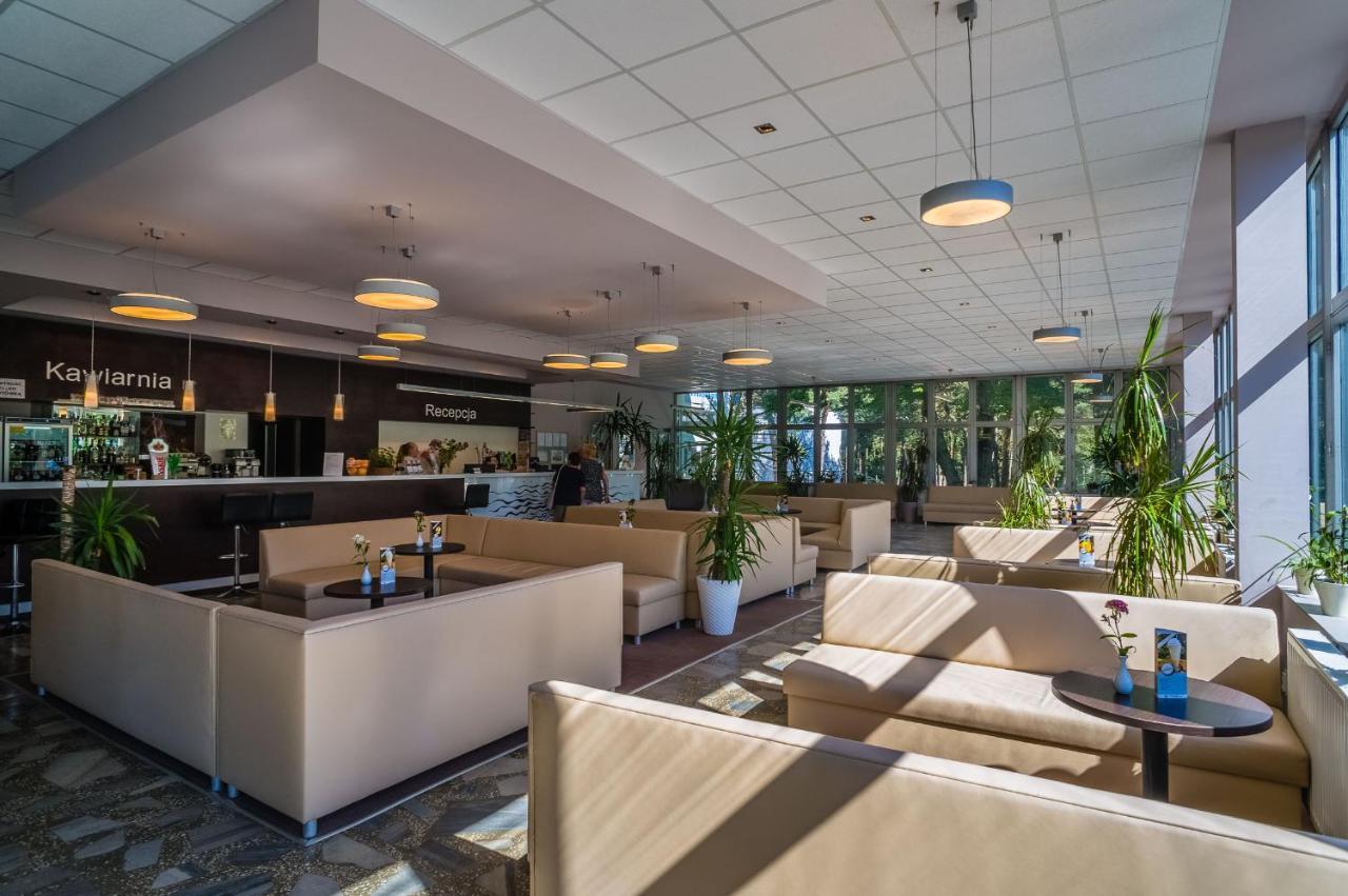 Hotel *** Nat 库瑞尼卡慕斯卡 外观 照片