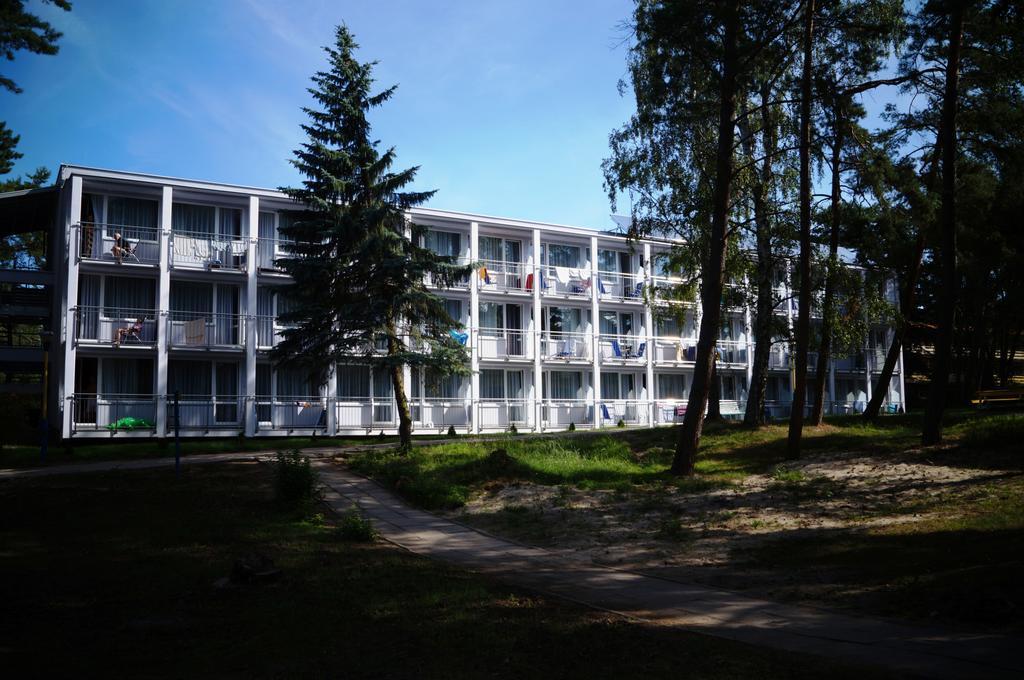 Hotel *** Nat 库瑞尼卡慕斯卡 外观 照片